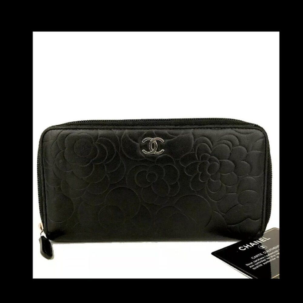 AUTHENTIC CHANEL BLACK CAMELLIA CC LOGO LAMBSKIN ZIP AROUND LONG WALLET